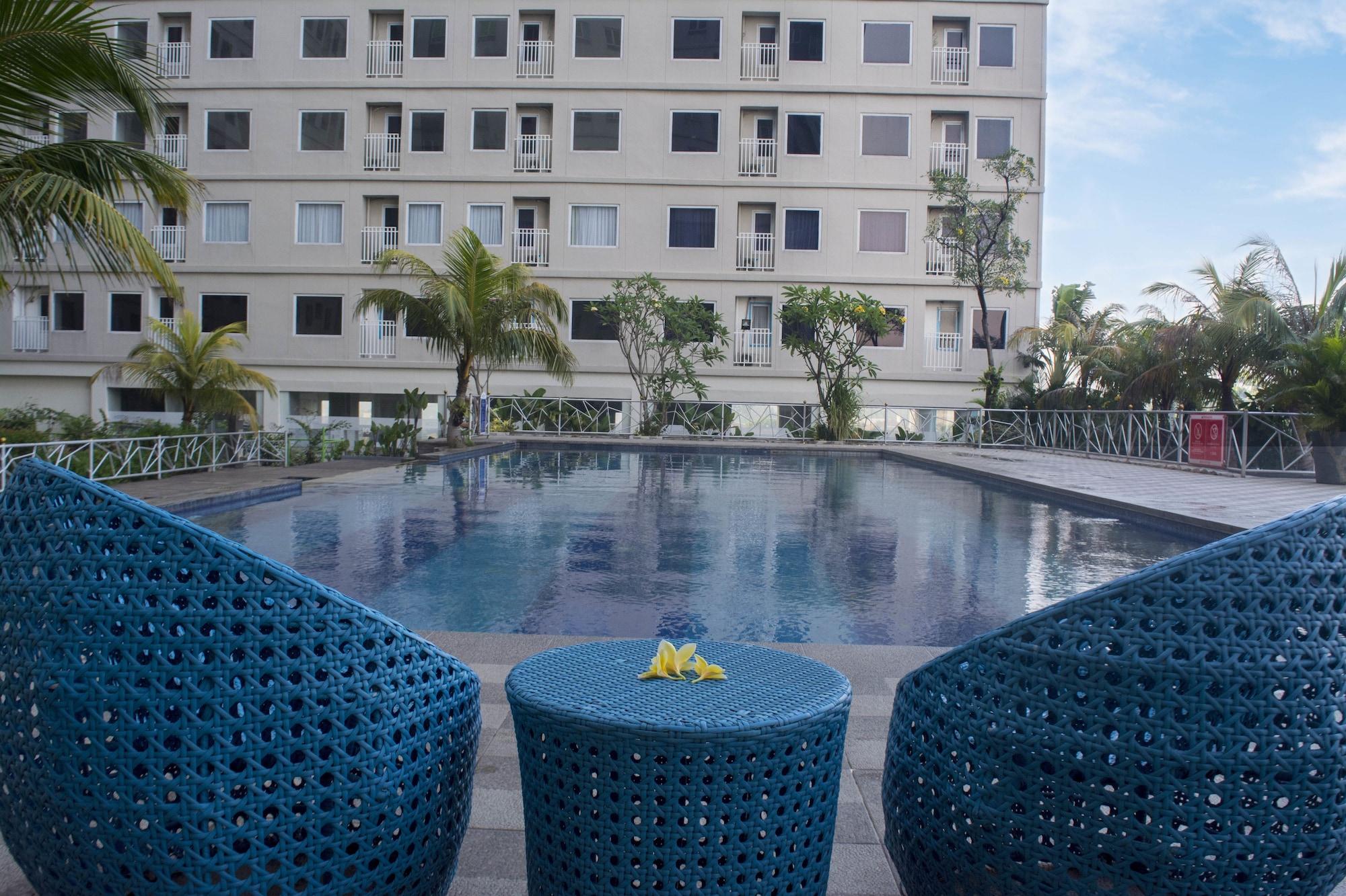 Hotel Titanium Express Homtel à Jakarta Extérieur photo