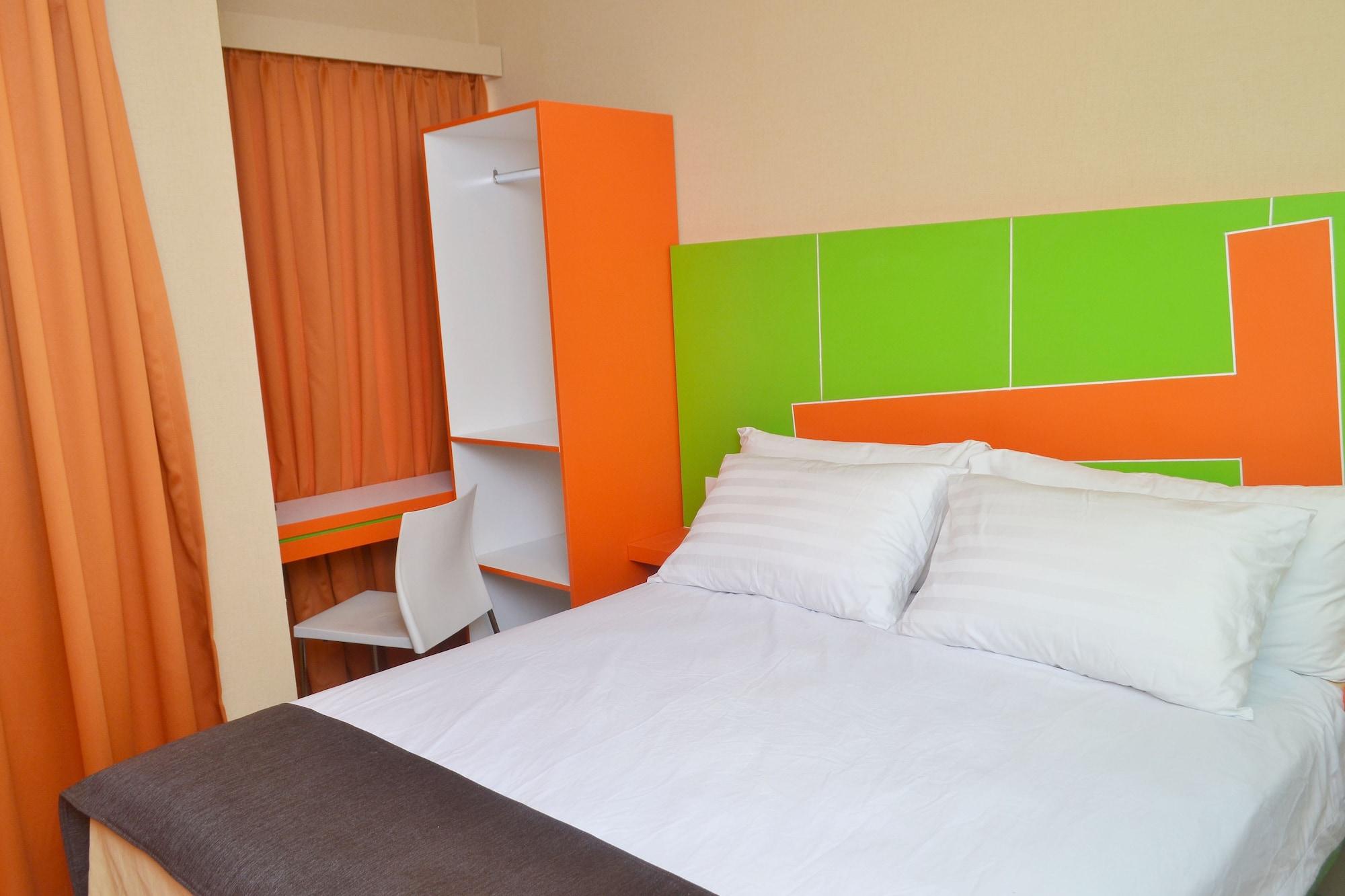 Hotel Titanium Express Homtel à Jakarta Extérieur photo