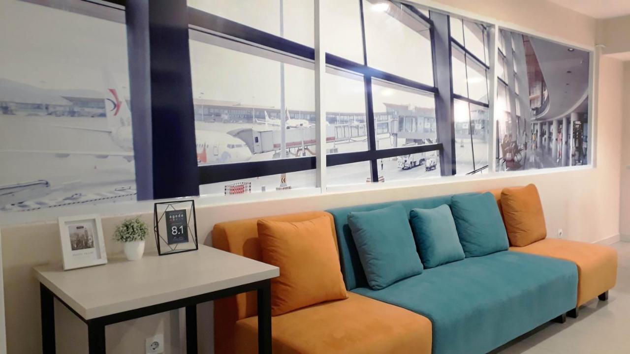 Hotel Titanium Express Homtel à Jakarta Extérieur photo