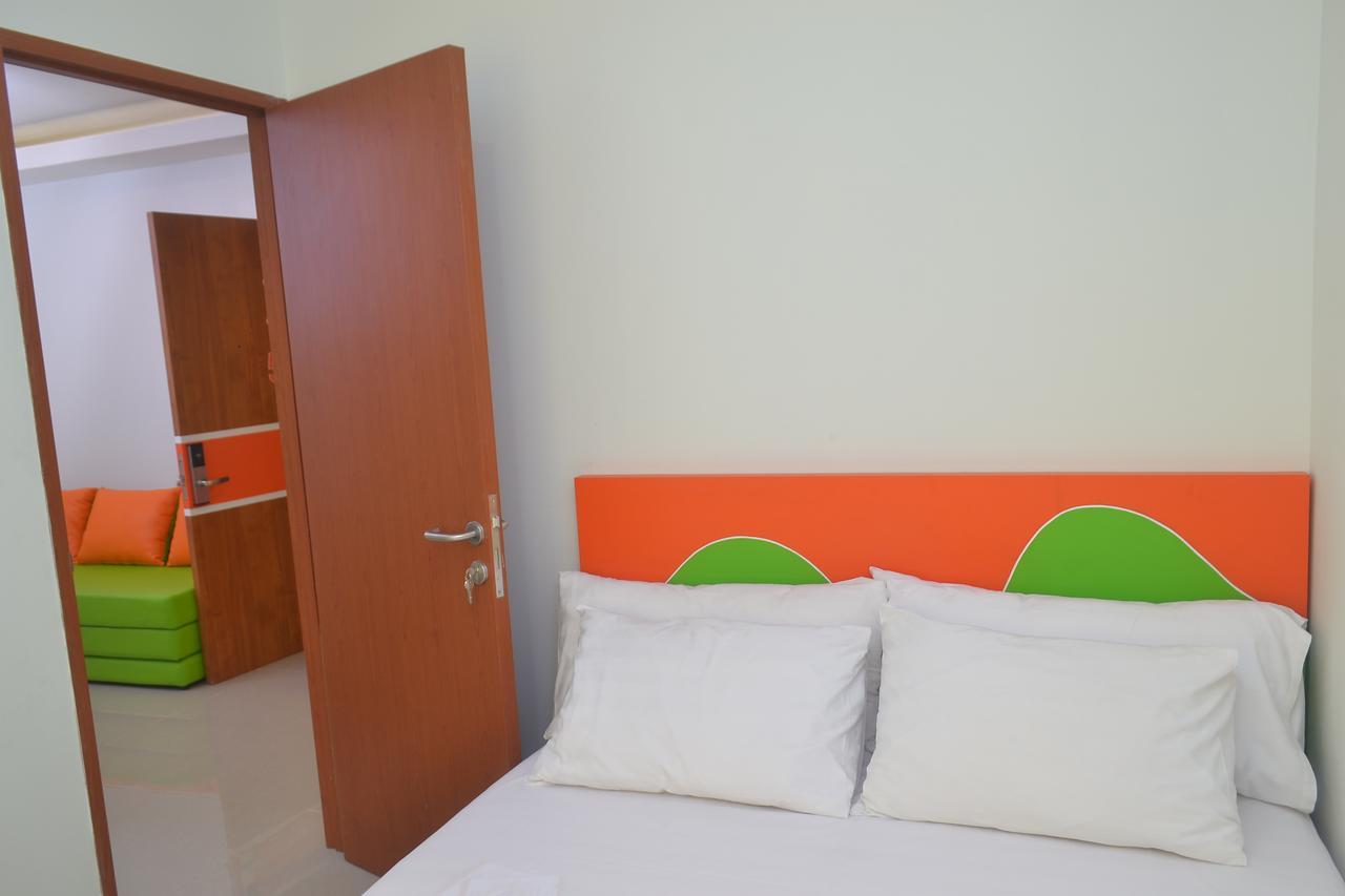 Hotel Titanium Express Homtel à Jakarta Extérieur photo
